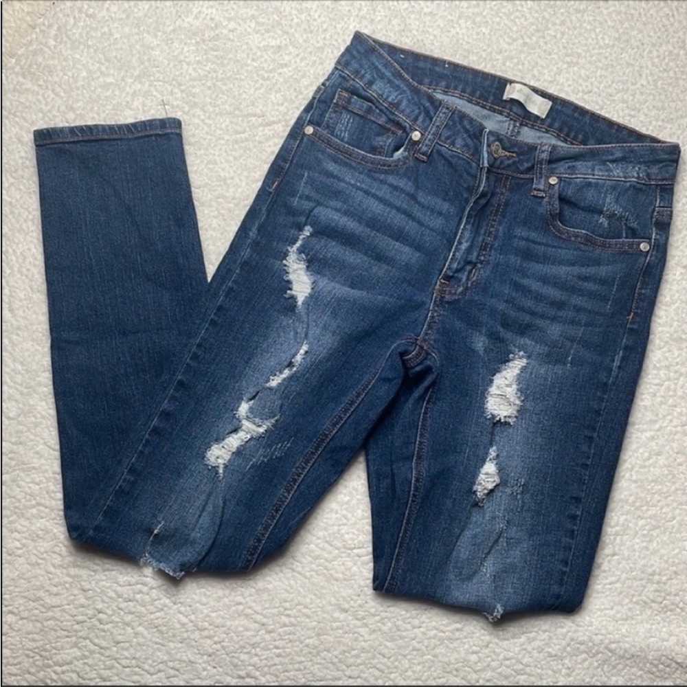 Altar’d State Jeans Distressed Ripped In Style Size 24 In style - Picture 2 of 14